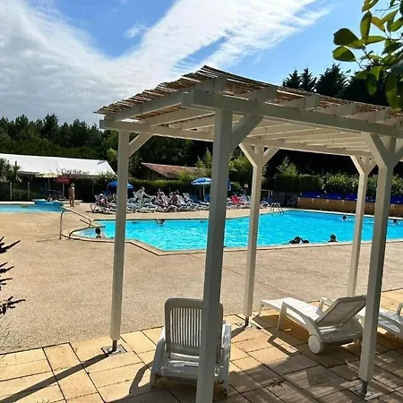 Les Pins Du Soleil - Mobil-home 3 Pieces 4 Personnes Climatise + Tv Mae-1061 Campsite 4*